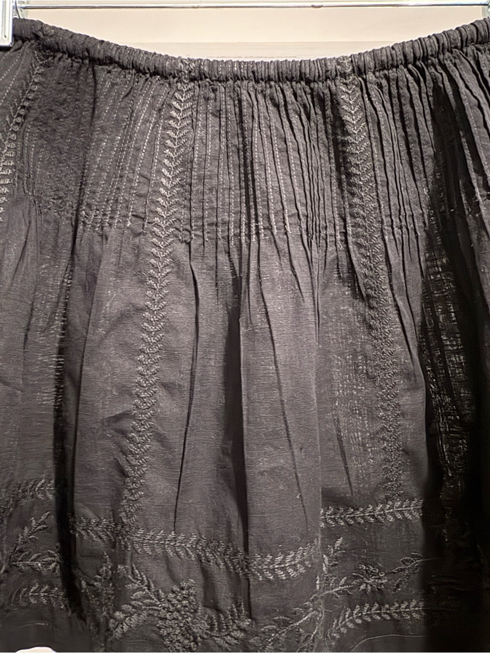 J. CREW Embroidered side- tie Black Mini skirt XS - Picture 8 of 11
